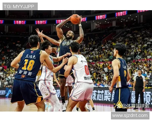 上海篮球队在洲际杯中的荣耀与挑战历程全景回顾