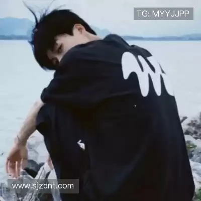 鲍秦心